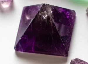 pietre da indossare fluorite-viola